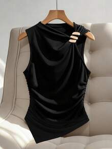 GlowEve CURVE 大码女式金属装饰扭结褶皱不对称下摆休闲百搭上衣 - 黑色 - 查看 1