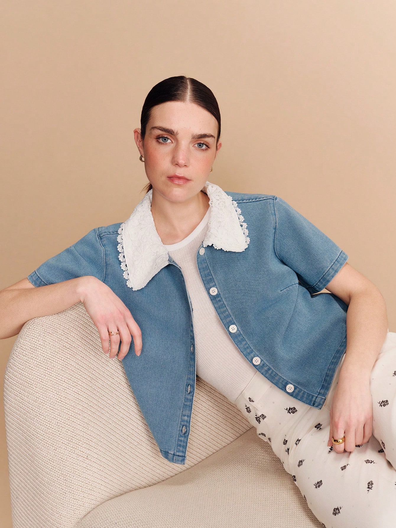 Camisa Denim de Manga Curta com Detalhe de Gola de Crochê, Estilo Boho Primavera Verão, Estilo Vintage Francês Primavera Verão