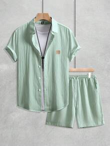 Manfinity Homme Bộ áo sơ mi ngắn tay và quần short đơn giản màu trơn dành cho nam, thích hợp mặc hàng ngày. - Màu xanh Bạc hà - Xem 3