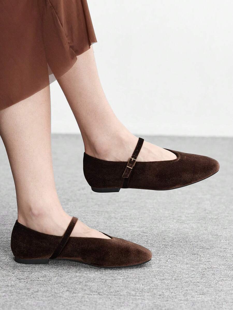 CUCCOO BIZCHIC Giày bệt casual thời trang, thoải mái và đa năng, phù hợp cho đi bộ, du lịch và nghỉ dưỡng. - Màu cà phê đậm - Xem 1