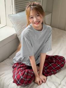 Dazy Kids Teen Girl Solid Color Round Neck Short Sleeve Top And Plaid Wide Leg Pants Casual Loungewear Set Spring Summer - Grey - View 4