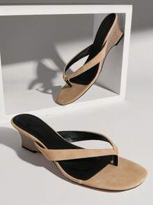 Solezae Women's Chic Casual Slip-On Thong Strap Wedge Sandals Valentine's Day - Beige - View 6