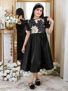 SHEIN Tween Girl Fashionable & Elegant Round Neck Short Sleeve Dress Tween Dresses Puff Sleeve Black And Gold Girls Dress, Tween Girl - Black - View 6