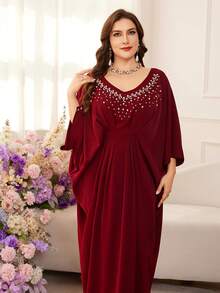 Al Najma 优雅V领蝙蝠袖连衣裙，春夏款 - 酒紅色 - 查看 3