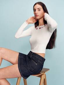 lacRébo 长袖柔软弹力T恤，饰有花卉刺绣和蕾丝领口，复古风格，可爱法式巴黎风情。 - 米色 - 查看 6