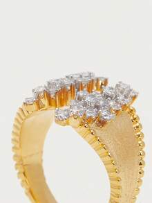 Glisma 18 K 1 Pc Textured, Metallic, Rhinestone Embellished Gold Ring, Elegant, Cute, Luxurious For Work, Party, Casual, Wedding, Holiday, Vacation, Camping, Y 2 K, For Mom, Women, Girl, Fall, Autumn, Winter, Festival, Holiday, Vacation, Old Money, Halloween - Yellow Gold - View 3