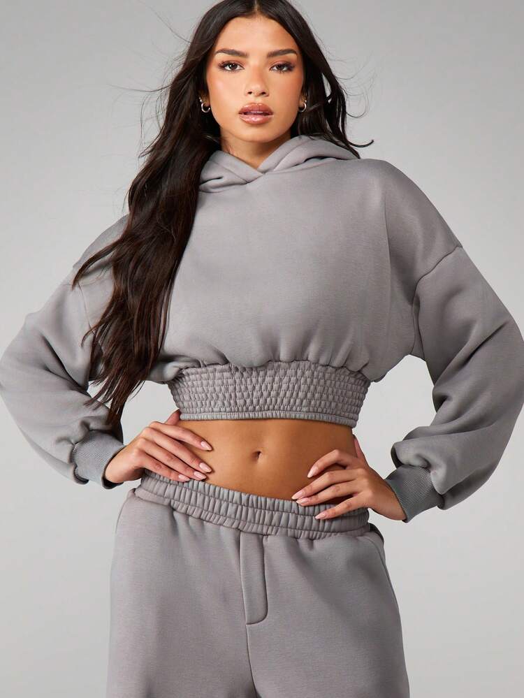 MISSGUIDED Sudadera con capucha sobredimensionada y recortada con detalle de dobladillo elástico en la cintura, manga larga, sudadera con capucha de confort para otoño e invierno
