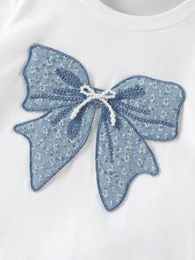 Elladie kids 2 peças/Conjunto Roupa de Estilo Fofo para Meninas Jovens, Inclui Top de Malha de Manga Curta Branca com Detalhe de Laço e Saia Denim Azul Vintage Ajustada com Decoração de Pérolas, Tecido Macio e Confortável, Elegante e Versátil para Primavera/Verão - Azul e Branco - Visão 3