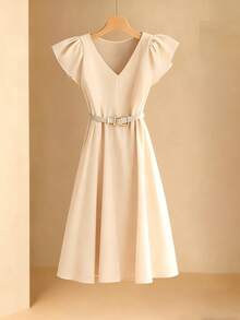 GlowEve 女士优雅简约V领无袖荷叶边收腰修身休闲连衣裙，适合夏季通勤 - 杏色 - 查看 1