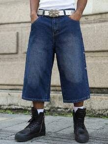 Manfinity EMRG 男士刺绣口袋休闲宽松牛仔短裤 - 淺色水洗藍 - 查看 4