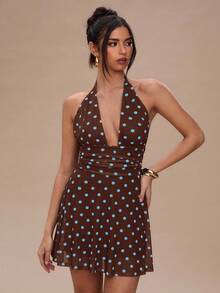 SHEIN BAE Vestido mini de verano para mujer con estilo sexy de vacaciones, con estampado de lunares, cintura fruncida, espalda descubierta y cuello con lazo - Marrón Chocolate - Ver 4