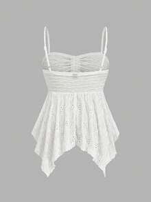 Sweetra Áo camisole cỡ lớn, màu trơn, thêu rỗng, vạt bất đối xứng, chất liệu jacquard. - trắng - Xem 3