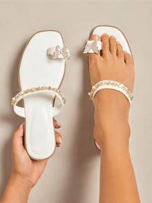 SHUZIA Sandalias planas con decoración de cadena de metal cómodas para mujer - Blanco - Ver 3