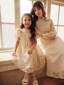 SHEIN 女童公主裙，杏色公主裙，花网纱，蓬蓬裙，泡泡袖，舞台裙，优雅，俏皮可爱，夏季，优雅派对礼服 - 杏色 - 查看 4