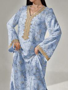 Al Najma 女士花卉印花钩编拼接长袖连衣裙，优雅端庄的A字型卡夫坦长袍，适合晚宴/婚礼宾客/周年纪念/日常穿着 - 淺藍色 - 查看 4