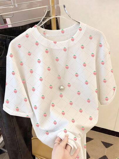 Resyla Women's Fashion Casual Dropped Shoulder Round Neck T-Shirt, Strawberry Print T-Shirt, Strawberry Digital Print T-Shirt, Casual Comfortable Outdoor T-Shirt, All Season T-Shirt, Fruit T-Shirt