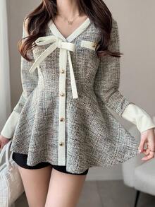 FRIFUL 女士V领金属纽扣装饰领蝴蝶结腰部荷叶边下摆衬衫 - 杏色 - 查看 4