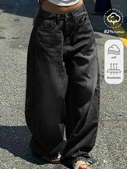 少女时尚休闲 Y2K 复古酷炫街头风，适合返校、大学、简约基础款舒适怀旧风的蓝色宽松牛仔裤，适合少女日常穿着、秋冬季派对、节日和居家穿着，街头风校园装，宽松牛仔裤，黑色宽松牛仔裤
