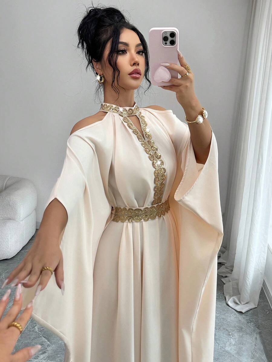 SHEIN Elenzya Áo choàng ôm eo màu vàng ánh kim thanh lịch, hở vai, thích hợp cho các buổi đi chơi, hẹn hò, tiệc mùa hè và các dịp trang trọng. - Màu be - Xem 1