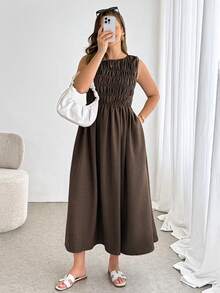 SHEIN Essnce 大码女装春夏时尚休闲舒适日常修身无袖棕色中长连衣裙，带口袋，夏季服装，女士度假装 - 棕色 - 查看 6