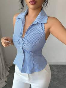 SHEIN Elenzya 女士优雅条纹V领通勤上衣，胸前蝴蝶结，前中纽扣，荷叶边下摆，配有背带，适合春夏穿着。这款上衣优雅时尚，适合通勤、商务、日常休闲等各种场合，百搭迷人，是都市教师和职业人士的理想之选。 - 彩色 - 查看 4