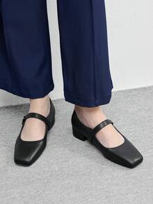 CUCCOO BIZCHIC 女士黑色哑光极简方头低跟玛丽珍鞋，优雅通勤百搭工作鞋 - 黑色 - 查看 2