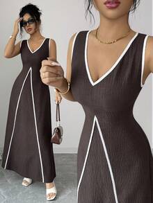 Siren Gaze Women's Elegant Sleeveless V-Neck Dress With Contrast Trim - Brown - View 1