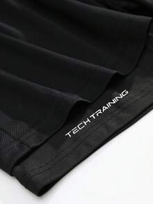 Manfinity Sport Corelite Quần short thể thao nam thường ngày in họa tiết, kiểu dáng 2 trong 1, có dây rút, màu đen. - màu đen - Xem 3