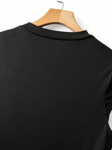 GlowEve CURVE Vestido de talla grande de unicolor con cuello, abotonado, ajustado a la cintura y con malla de red de mariposa 3D - Negro - Ver 3