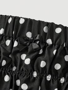 SHEIN MOD 大码女式百搭波点夏季休闲黑白波点蝴蝶结泡泡短裤，秋冬新年造型，西部风，可爱短裤，黑色荷叶边短裤，波点短裤，黑色涤纶波点短裤，褶皱腰部荷叶边下摆宽松休闲风格轻薄面料夏季日常穿着度假休闲女裤 - 黑與白 - 查看 4