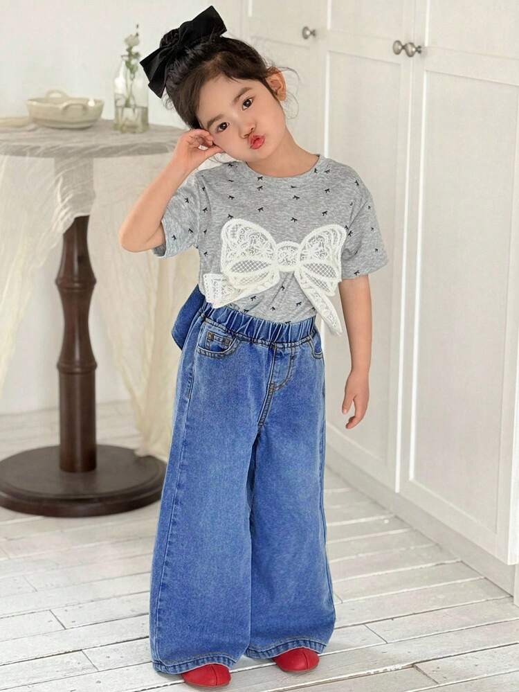 SHEIN Little Byeori 年轻女孩可爱大蝴蝶结后背牛仔休闲阔腿裤，春夏休闲度假乡村波西米亚风装 - 中等水洗藍 - 查看 3