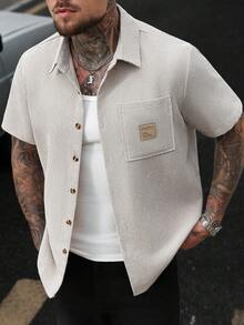 Manfinity CasualCool 休闲时尚多功能夏季男士短袖衬衫，男士灯芯绒条纹衬衫，男士纹理衬衫，男士短袖纽扣衬衫，男士秋季户外服装，2025男士秋季服装。新款秋季衬衫是一款百搭的秋季外出衬衫，适合通勤、休闲约会、商务等各种场合。男士衬衫，街头服饰，男士针织纽扣衬衫，奶油色纽扣衬衫，男士短袖纽扣衬衫，米色纽扣衬衫，男士短袖纽扣衬衫 - 杏色 - 查看 7