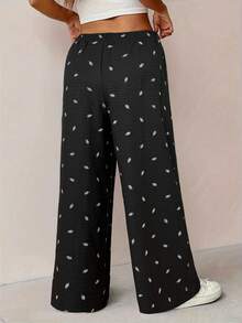 Vionelle Plus Size Casual Black Straight Leg Cropped Pants With Random Print And Pockets Woven Fabric - Black - View 2
