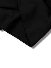 Manfinity LEGND 男士时尚休闲通勤款眼睛字母印花短袖黑色T恤，夏季 - 黑色 - 查看 6