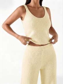 LYSMO 新款极简主义冬季女式香槟色纹理纯色圆领毛衣背心和裤子休闲两件套；高挑奶油黄色针织两件套；奶油黄色女装；优雅女装；商务休闲女装；感恩节女装；新年和圣诞节毛衣。 - 香檳色 - 查看 6