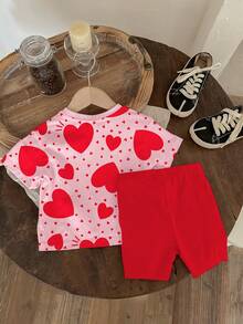 SHEIN 2件套女婴休闲可爱爱心图案圆领短袖T恤和打底裤套装，适合春夏日常穿着、度假、Y2K风格、儿童舒适、儿童秋季时尚、价格实惠的时尚单品、周末穿搭
