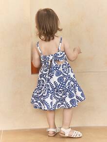 SHEIN Baby Girl Ditsy Floral Woven Spaghetti Strap Dress - Apricot - View 6