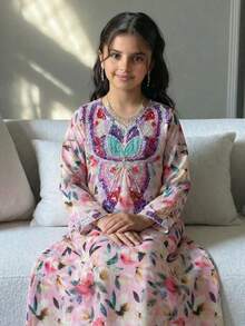 SHEIN 少女粉色花卉蝴蝶印花V领阿拉伯连衣裙，优雅休闲简约的传统长袖阿拉伯连衣裙，适合春夏穿着。 - 粉色 - 查看 3