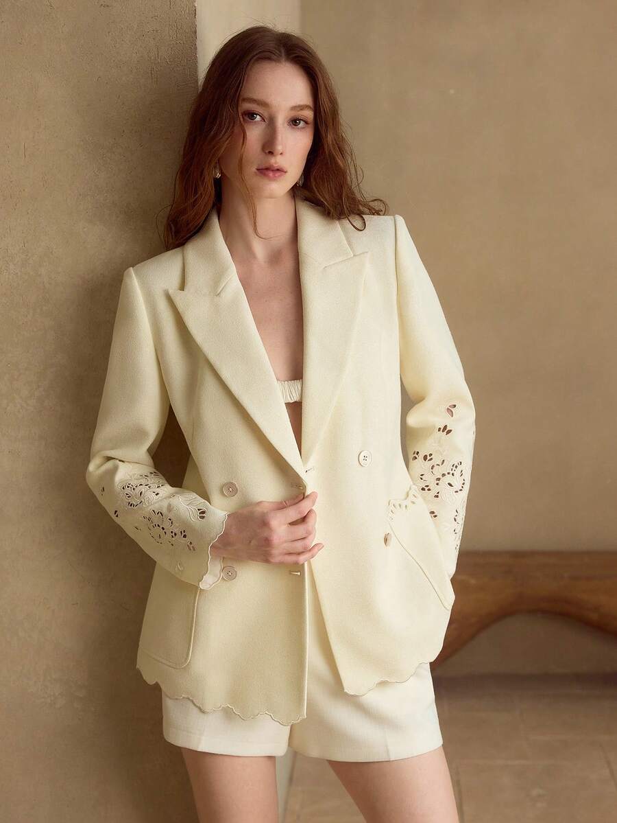 MOTF PREMIUM 纹理刺绣优雅双排扣西装外套，春夏款 - 杏色 - 查看 1