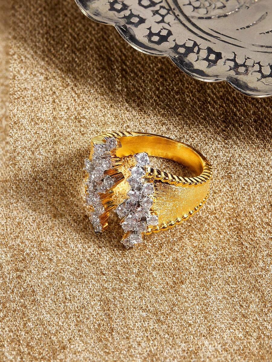 Glisma 18 K 1 Pc Textured, Metallic, Rhinestone Embellished Gold Ring, Elegant, Cute, Luxurious For Work, Party, Casual, Wedding, Holiday, Vacation, Camping, Y 2 K, For Mom, Women, Girl, Fall, Autumn, Winter, Festival, Holiday, Vacation, Old Money, Halloween - Yellow Gold - View 1