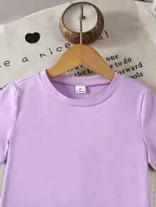 Souflis Souflis Bộ đồ đi học cho bé gái gồm áo thun cổ tròn in chấm bi cầu vồng nhiều màu sắc và quần váy denim màu trơn, thích hợp cho mùa hè. - Màu tím - Xem 4