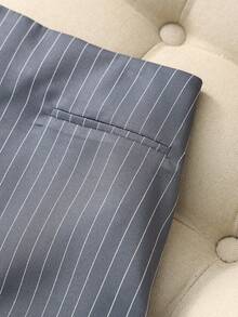 Franclia 新款夏季灰色竖条纹低腰超短A字迷你裙，带衬里。女士夏季度假装。 - 彩色 - 查看 4