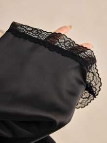 Charlaine 优雅法式蕾丝缎面舒适女士睡衣套装 - 黑色 - 查看 8