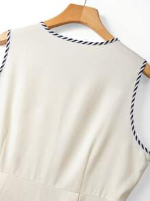 GlowEve CURVE 大码休闲商务X型圆领无袖开襟撞色滚边纽扣装饰春夏商务休闲优雅假日连衣裙 - 米色 - 查看 4