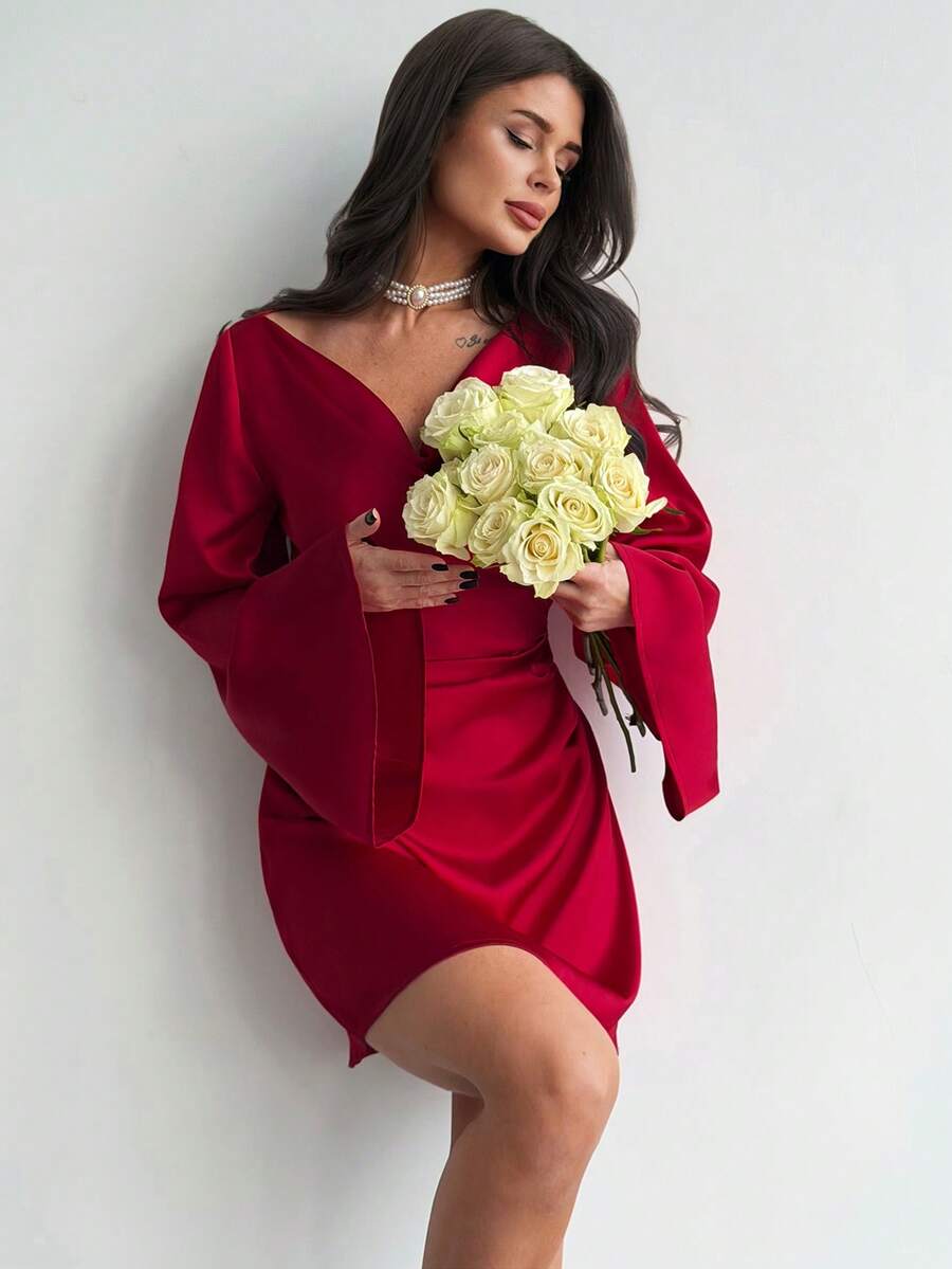 Firerie V领喇叭袖褶皱腰身连衣裙，红色女装，秋冬春季新款简约优雅日常通勤连衣裙，红色缎面褶皱领喇叭袖3D立体花卉装饰缎面女装，优雅别致，情人节约会，新年，外出，婚礼宾客连衣裙