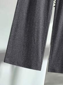 Bộ đồ liền thân, tay ngắn, kiểu dáng thường ngày, in offset, thích hợp cho mùa xuân và mùa hè, bộ đồ đi làm mùa hè cho nữ tuổi teen, quần ống đứng thể thao và thoải mái, bộ hai mảnh tay ngắn nhẹ nhàng và dễ chịu. - Màu xám đen - Xem 7