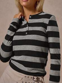 MUSERA 条纹圆领纽扣长袖修身上衣，酷炫街头风，休闲日常百搭，春夏复活节新款复古风 - 灰色 - 查看 2