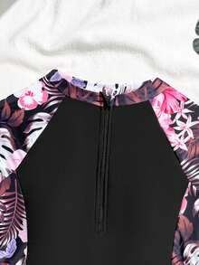 SHEIN 少女长袖热带印花防晒泳衣套装 女童泳衣 女童夏季两件套 长袖防晒沙滩泳衣 泳裤 女童长袖泳衣 女童夏季套装 青少年泳衣 全包覆式泳衣 青少年泳衣 女童泳衣 青少年泳衣套装 青少年保守泳衣 保守泳衣 青少年泳衣 女童夏季两件套 - 粉色 - 查看 3