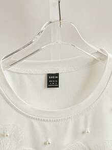 GlowEve 女士春夏针织弹力圆领无袖串珠3D花卉装饰奢华休闲优雅背心 - 白色 - 查看 5