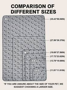1片灰色骨头和爪印图案防水宠物垫，防滑，可水洗，可重复使用，适用于小型/中型/大型猫狗 - 灰色 - 查看 10